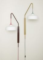 Billede af Hübsch Current Wall Light H: 111 cm - Red/Maroon