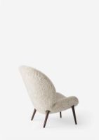 Billede af Vipp 466 Lodge Lounge Chair Low H: 96,1 cm - Dark Oak/Curly 09 Off-white