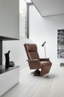 Billede af BERG Furniture Ceto Lænestol m. Fjernbetjening SH: 49 cm - Mat Krom/Nordic Brun Læder