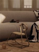 Billede af Ferm Living Lussi Rocking Horse H: 53 cm - Powder Coated Steel/Cashmere