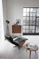 Billede af BERG Furniture Coda Lænestol m. Fjernbetjening SH: 49 cm - Rustical Sort Læder/Valnød