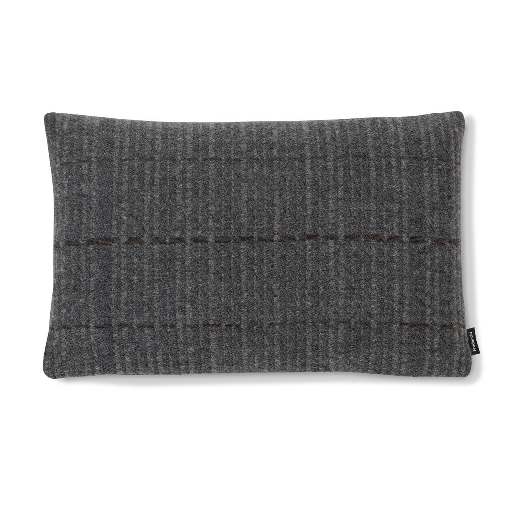 Billede af Fredericia Furniture 8240 Grid Pude 40x60 cm - Tekstil/Grå 